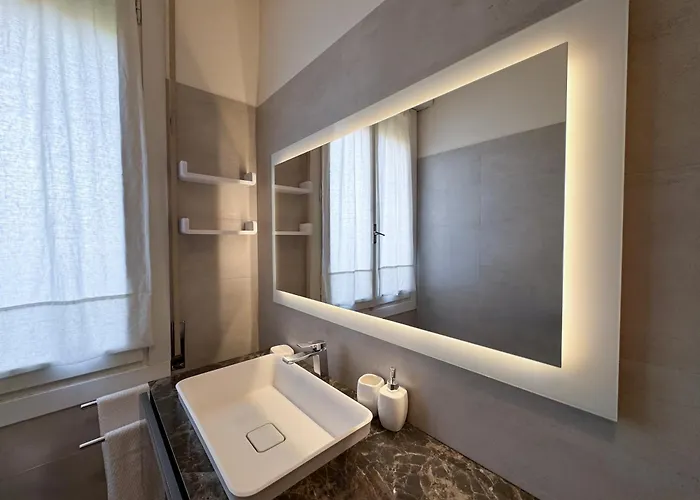 Patrizia - In Centro A Μόντενα